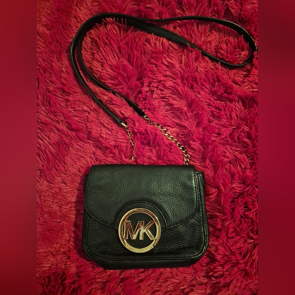 MK BLack mini Crossbody